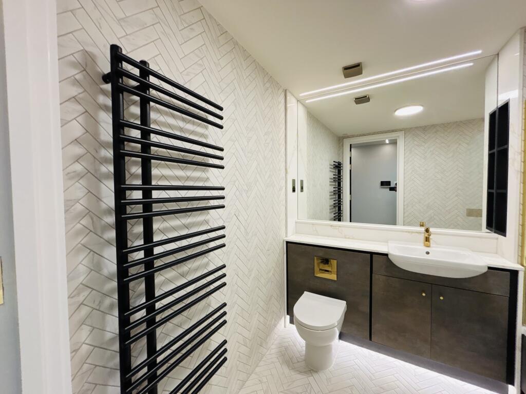 Apartment in London, Clifton Estate, Peckham - View 5