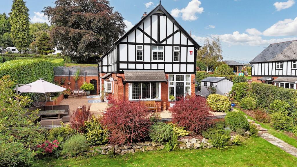 Main image of property: Chase Lane, Tittensor, ST12