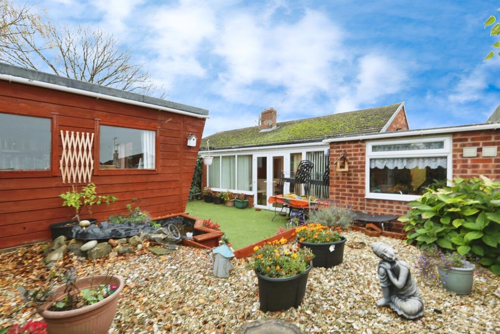 Windsor Road, Carlton-In-Lindrick, Worksop photo 2