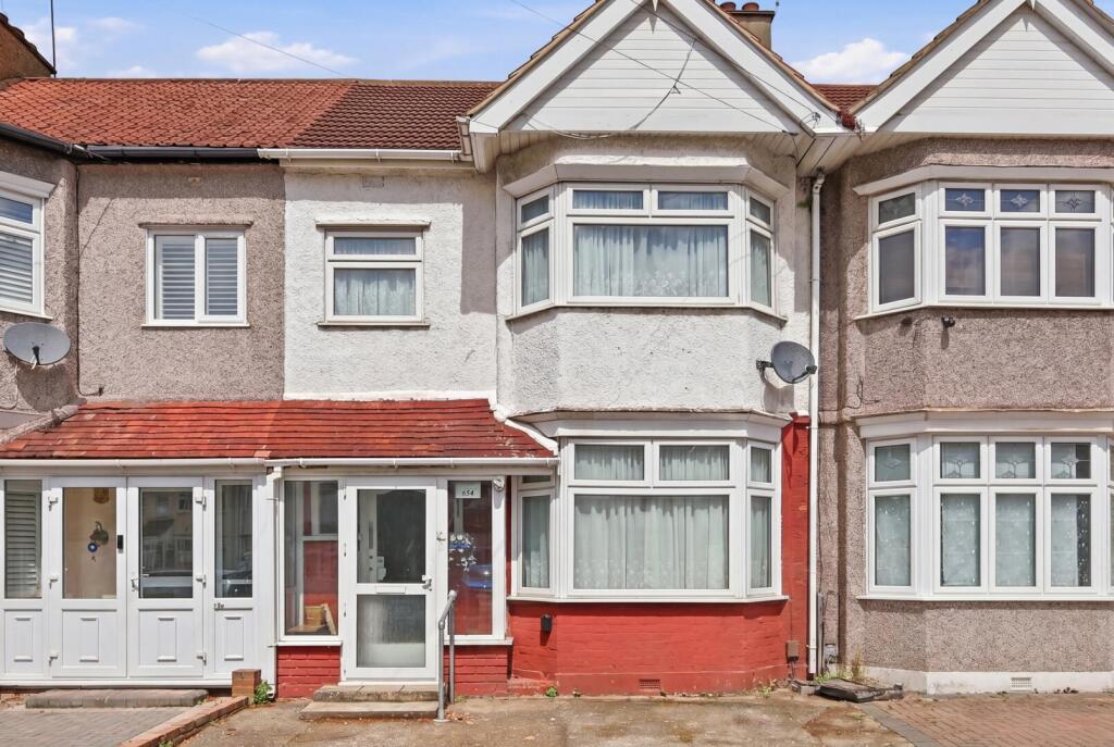 Main image of property: Gantshill Crescent, Ilford