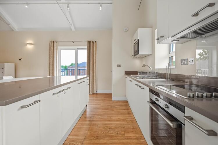Apartment in Oxford, Osney, West Oxford - View 3