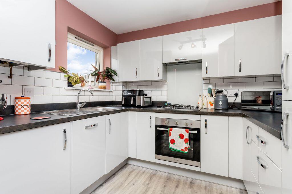 House in Edinburgh, Sighthill - View 4