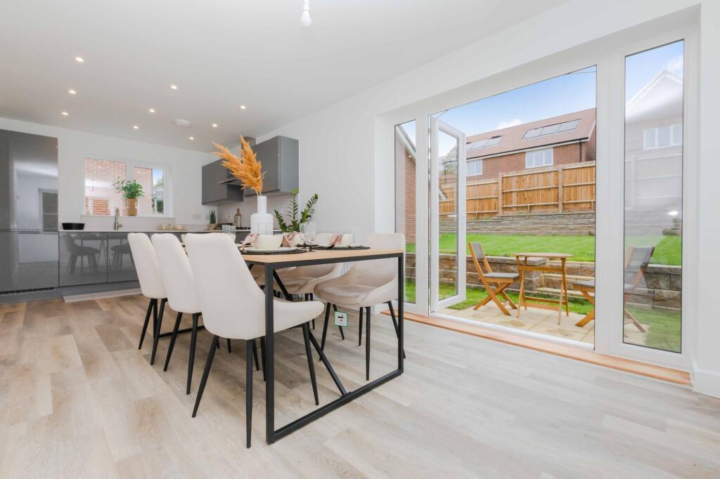 Meadow View, Walshes Road, TN6 image 2