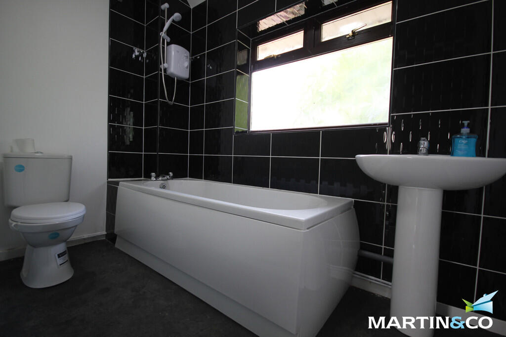 Additional image 4 of Capern Grove, Quinton, B32