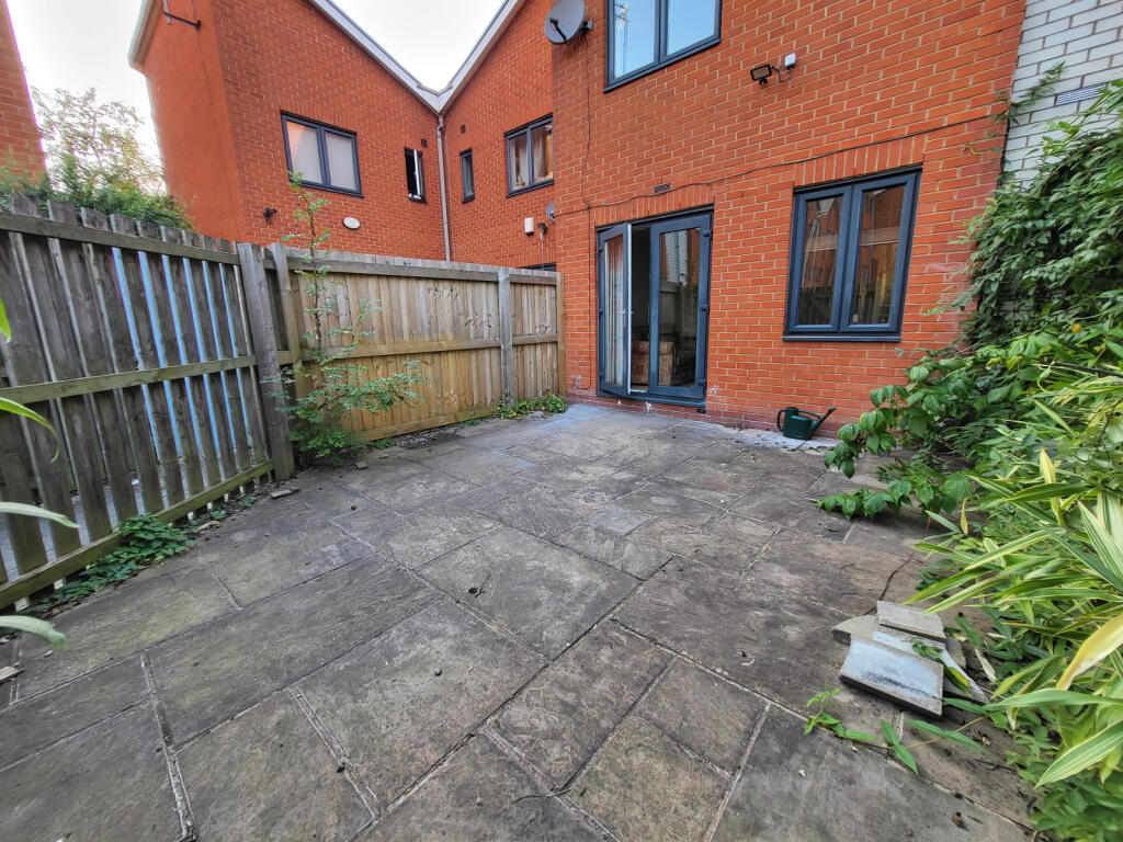 3 bedroom terraced house for rent