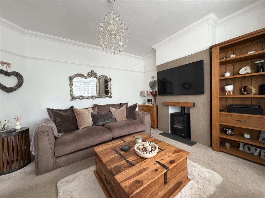 House in Bromley - View 2