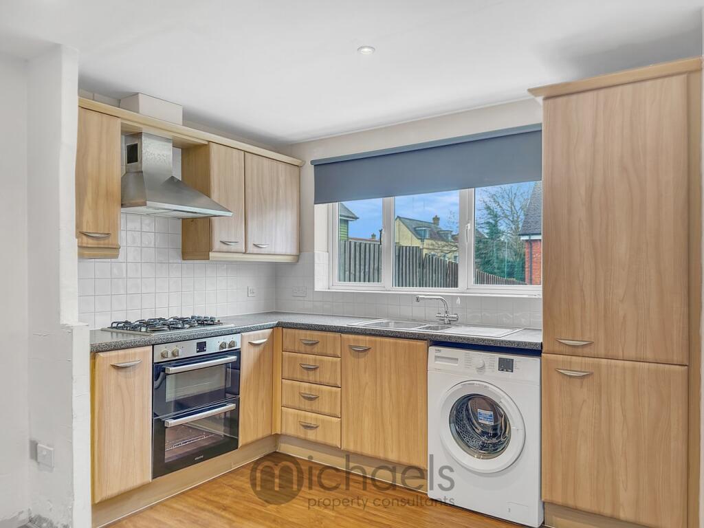 Hutley Drive, Colchester, Colchester, CO4 photo 4