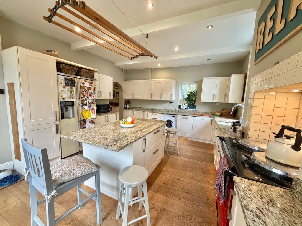 House in Bradford - View 3