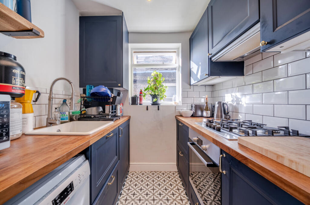 Apartment in London - View 4
