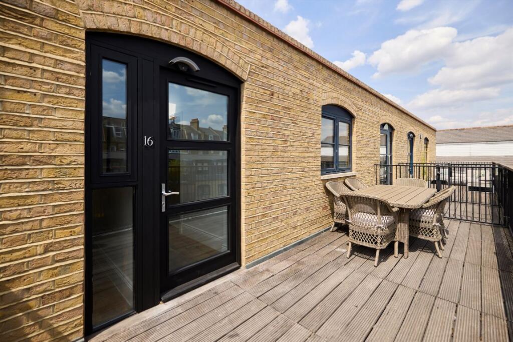 Apartment in London - View 4