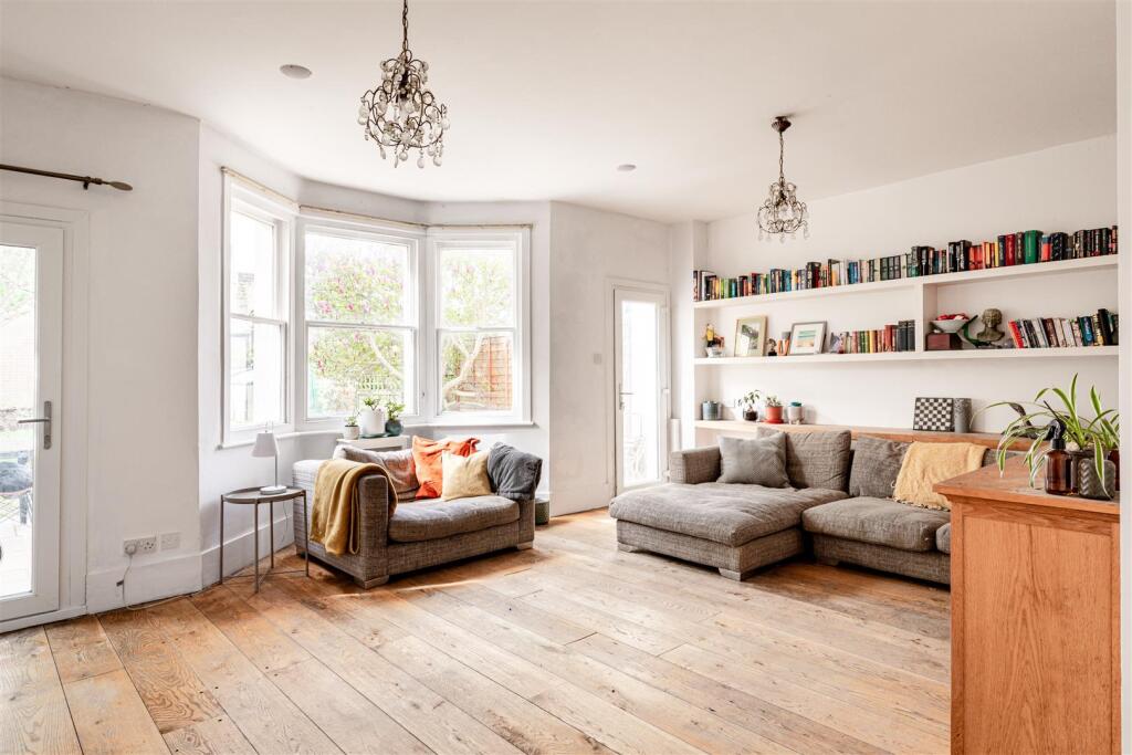 Cuckfield Road, Hurstpierpoint photo 2