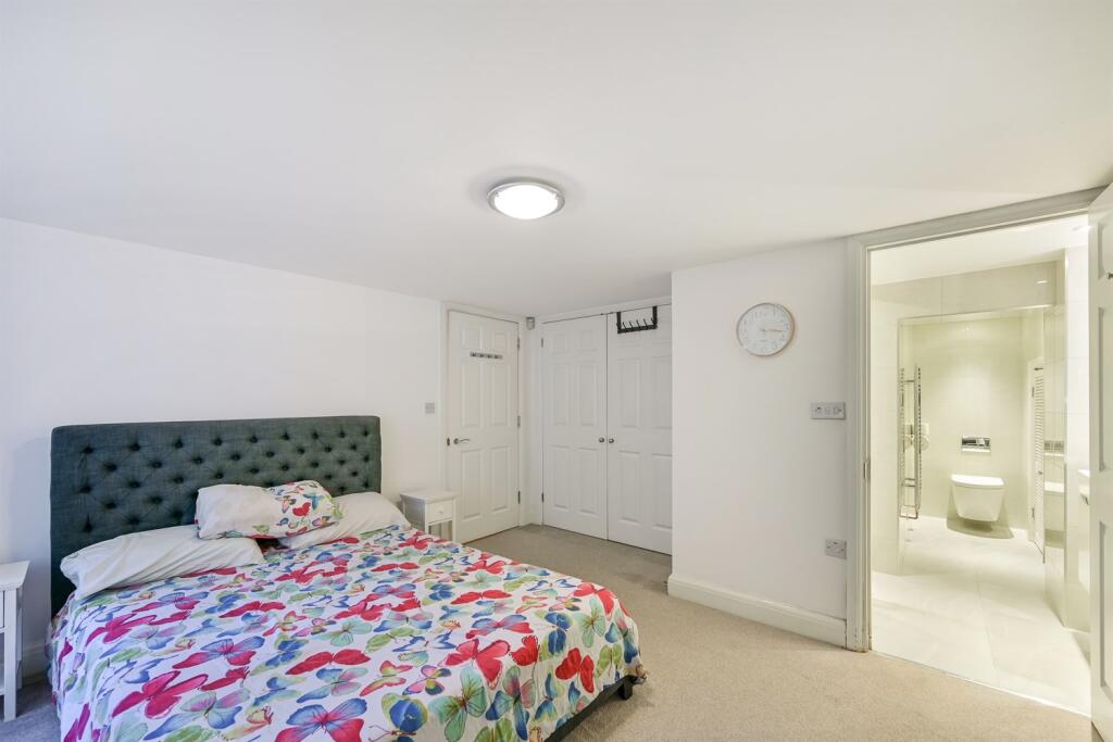 Apartment in Reading, Spring Gardens, Whitley - View 4