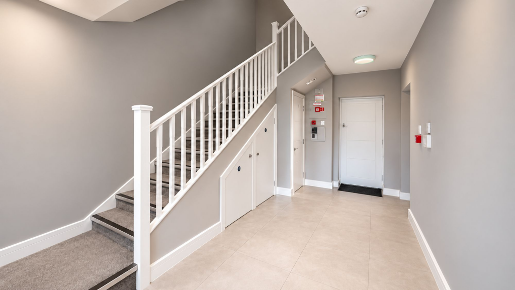 House in Purley - View 2