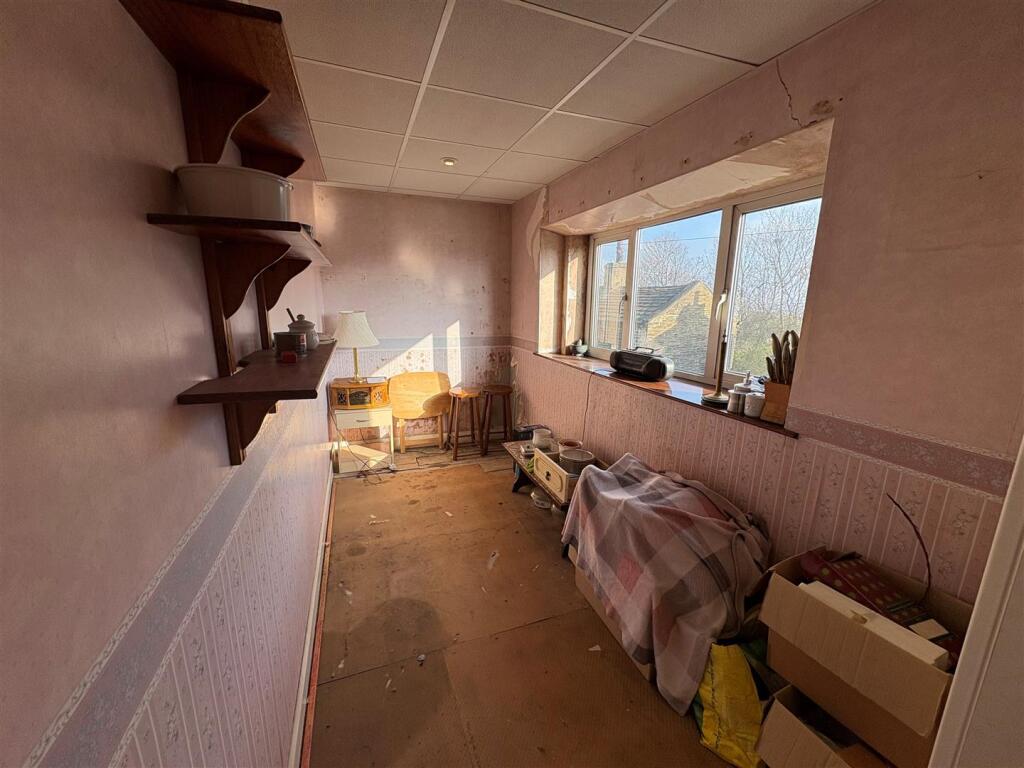 Additional image 10 of White Lane Top, Bradford