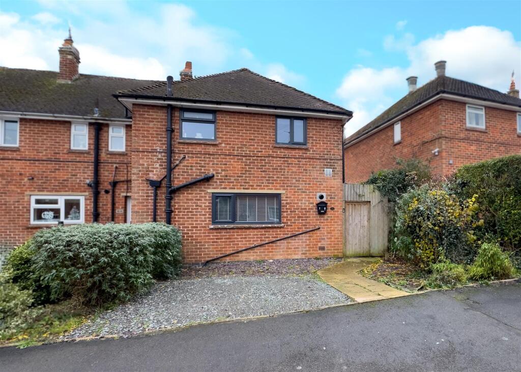 Main image of property: Cave Road, Barrow Upon Soar, Loughborough