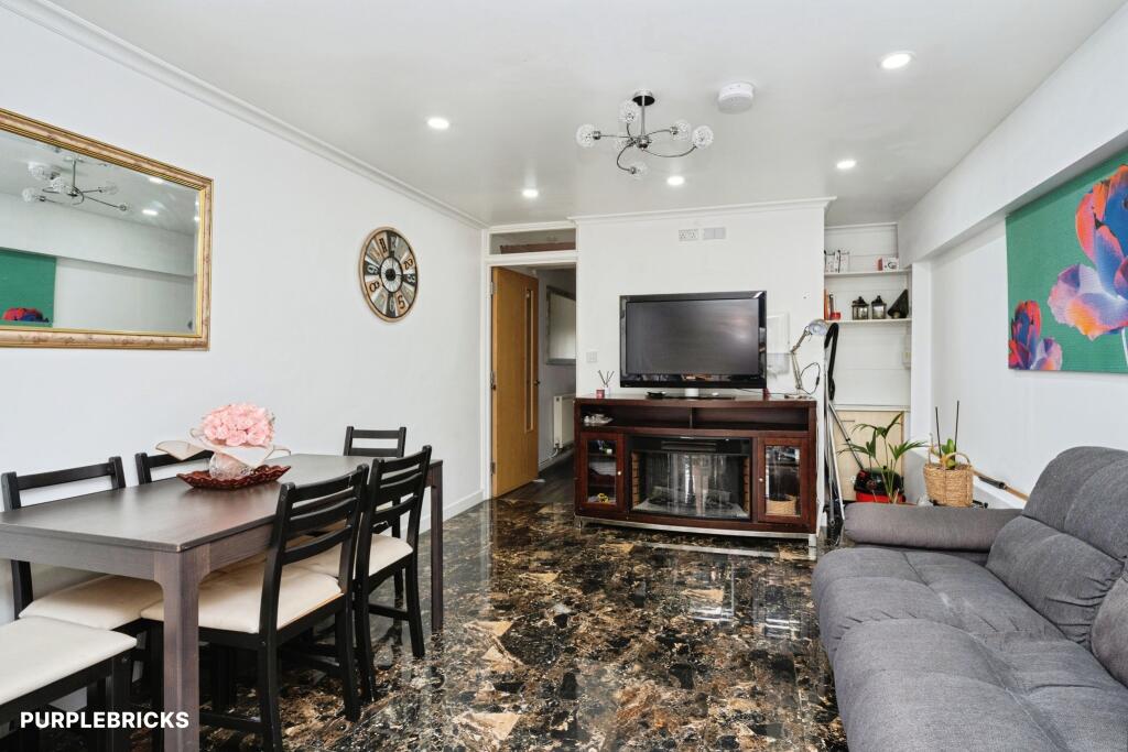 House in London - View 4