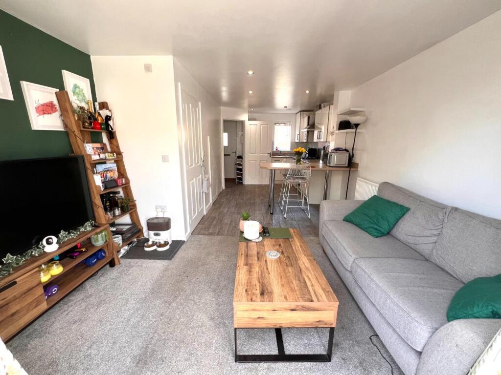 House in Upton, Marina Park - View 5