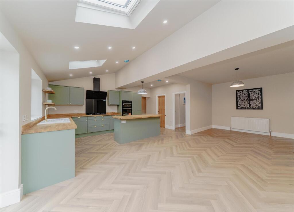 House in Birmingham, Druids Heath - View 5