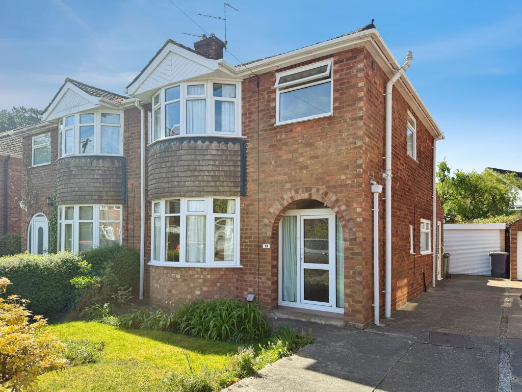 Main image of property: Park Avenue, Lincoln, LN6
