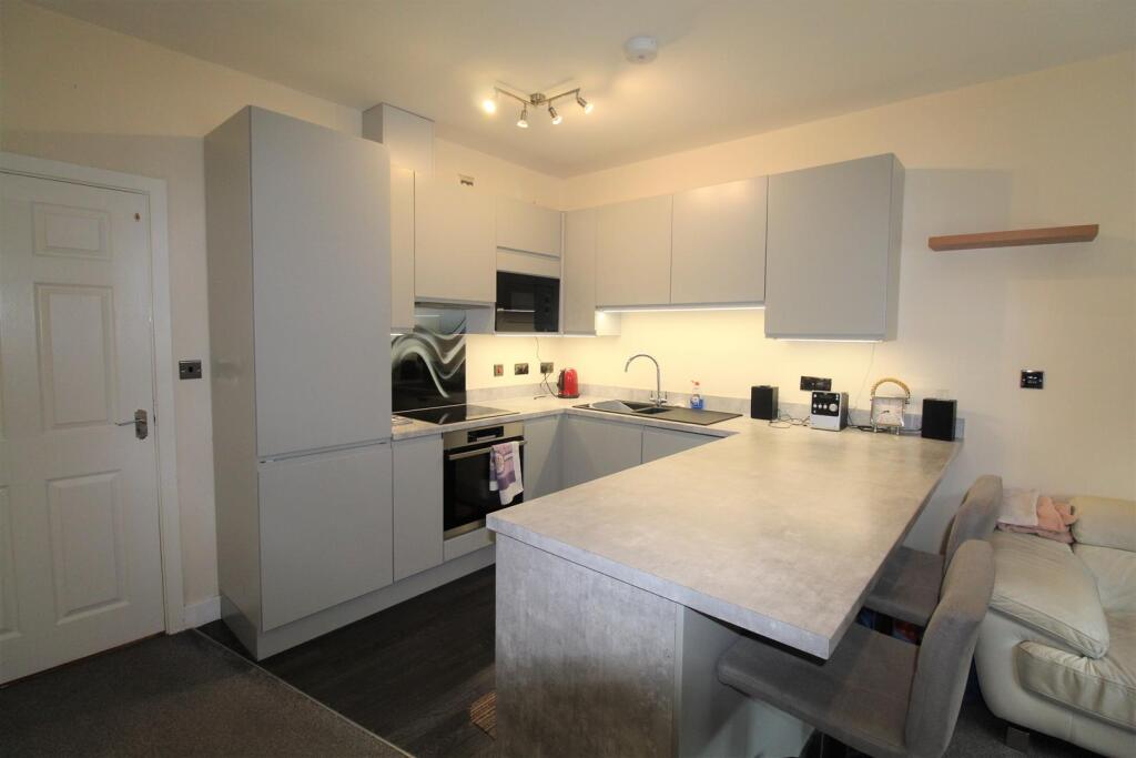 Apartment in Bolton - View 2