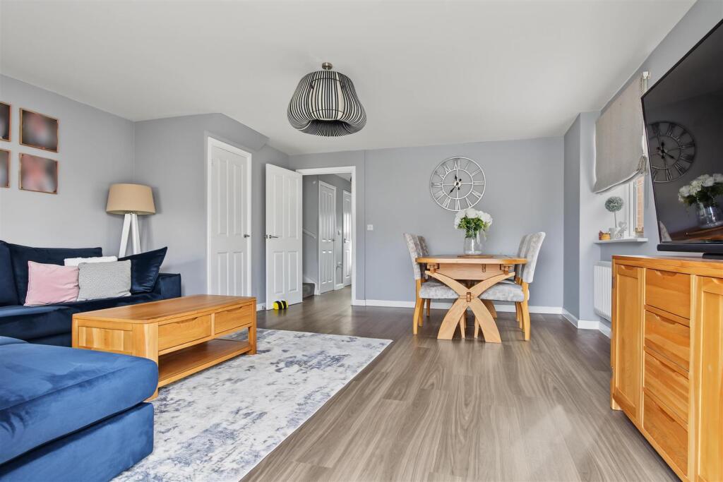 House in East Cambridgeshire, Soham - More
