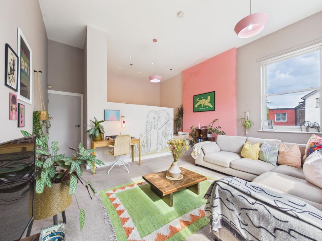 Apartment in Liverpool - View 5
