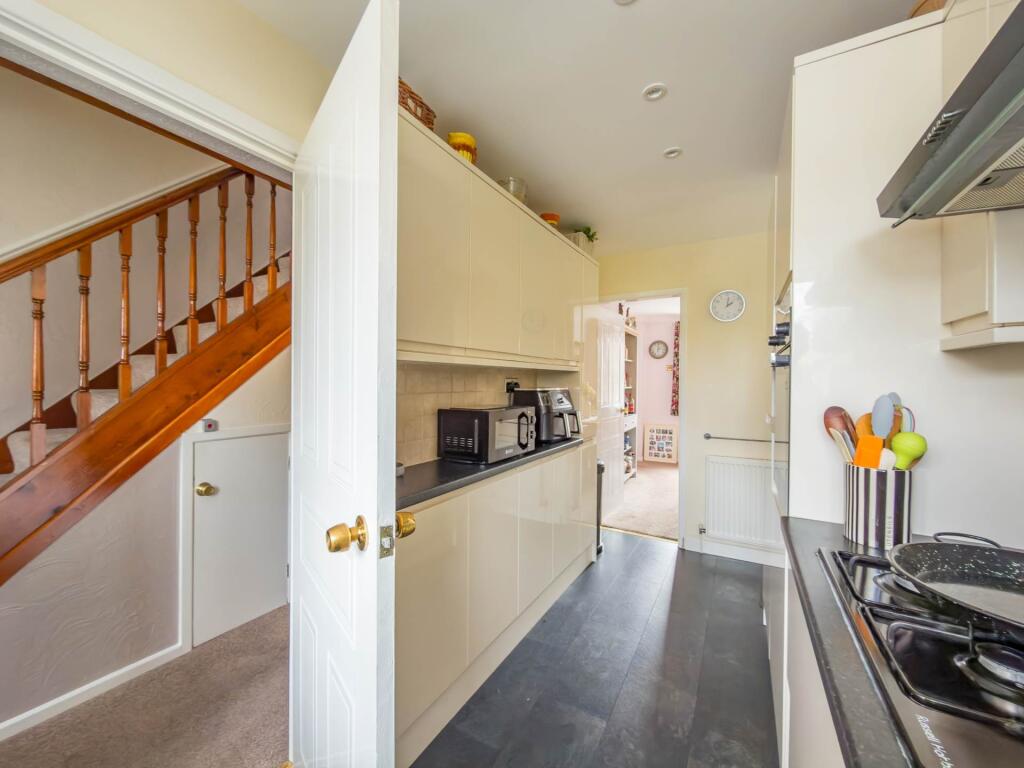 House in Wakefield - View 4