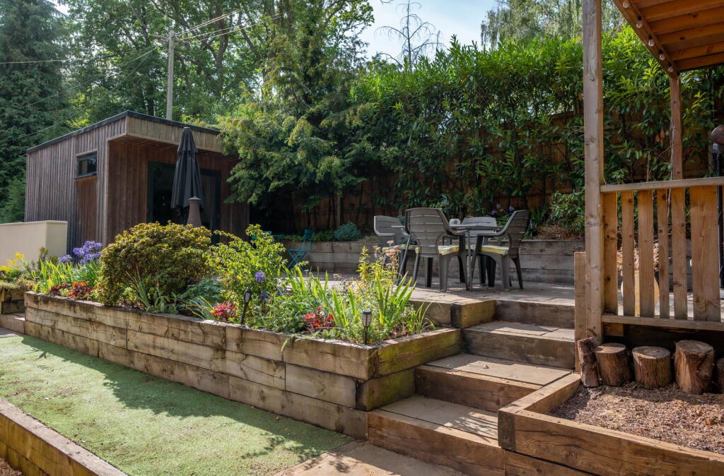 House in Milton Keynes - View 3