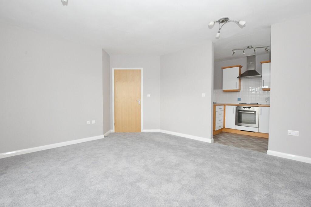 Skelton Court, Overslade Lane, Rugby photo 4