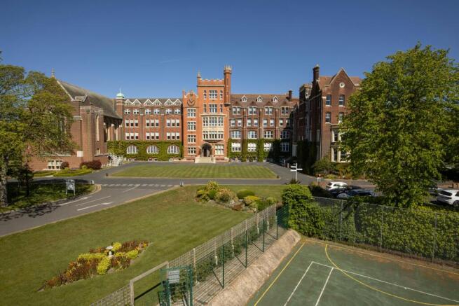 Main Building Ext_016.jpg