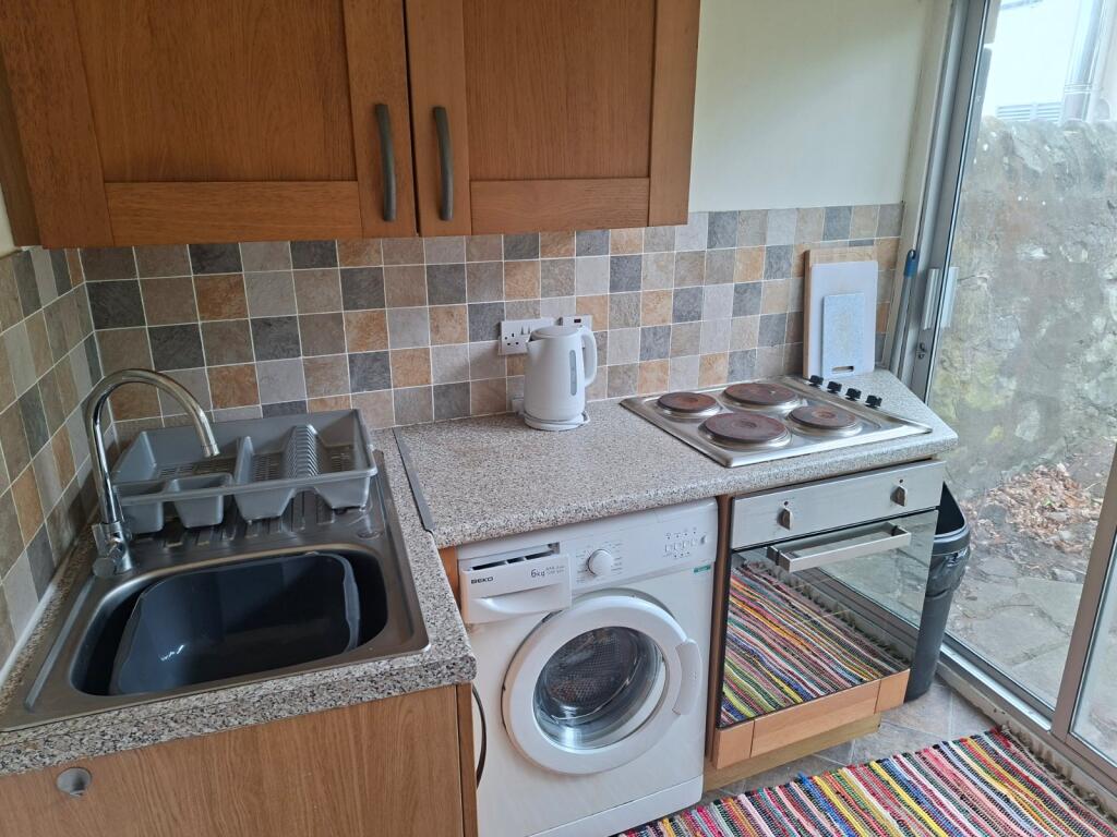 House in Kirkcaldy - More