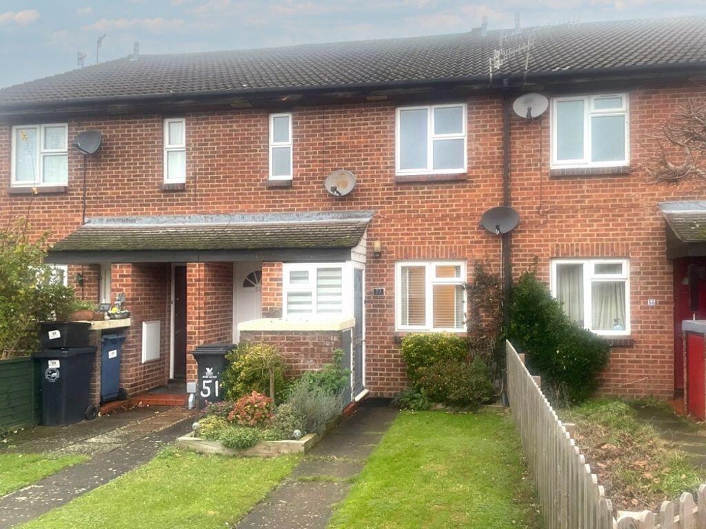 1-bed flat on Bourne End, £259,950