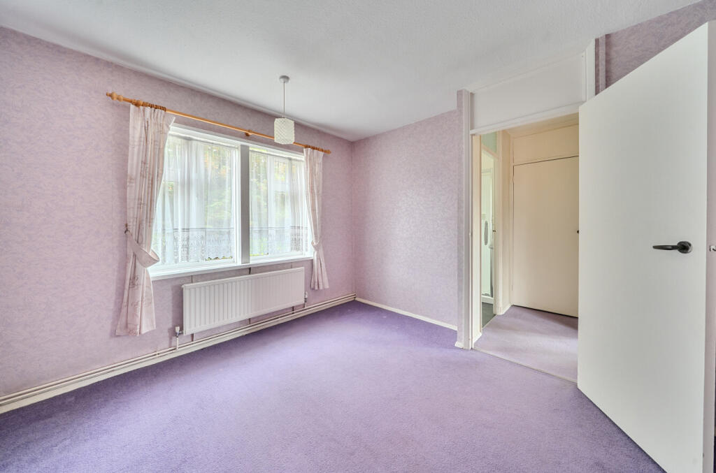 Apartment in Aldershot, East End, North Town - More