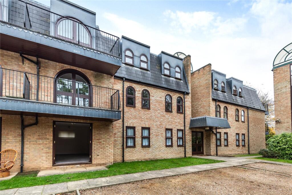 Main image of property: Amberley House, Bury Road, Newmarket, Suffolk, CB8
