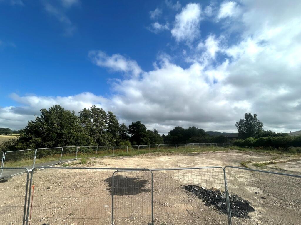 Cam, Gloucestershire, GL11 photo 3