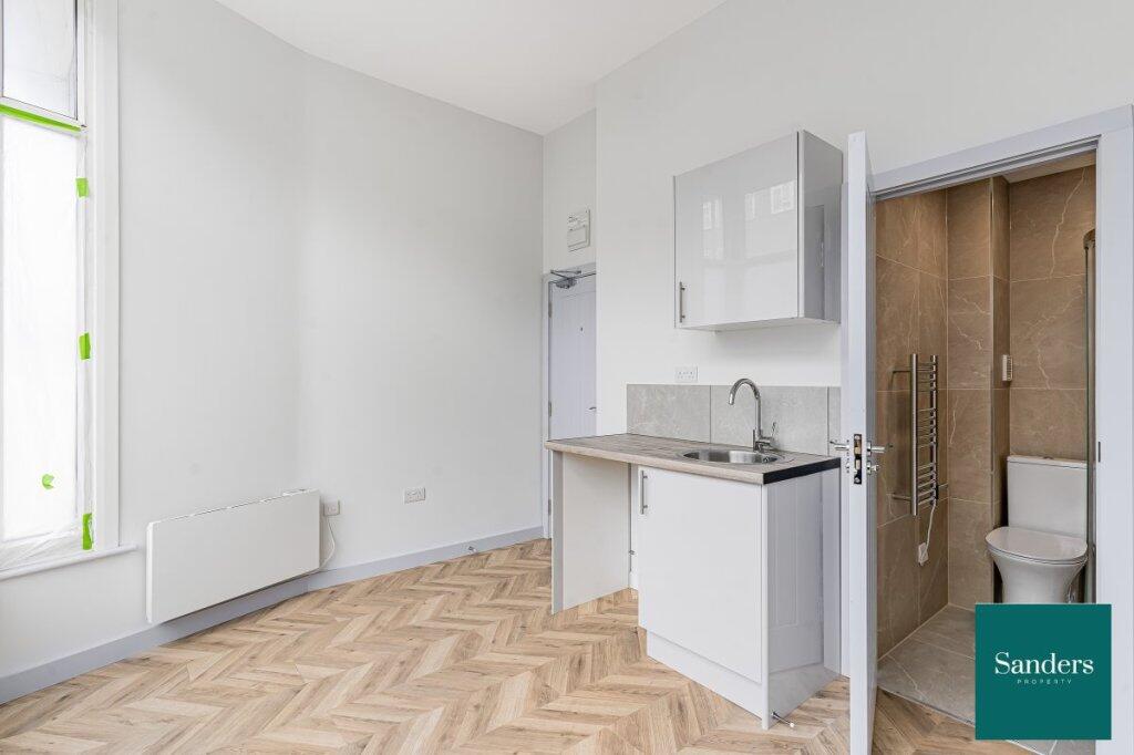 Apartment in London - View 4