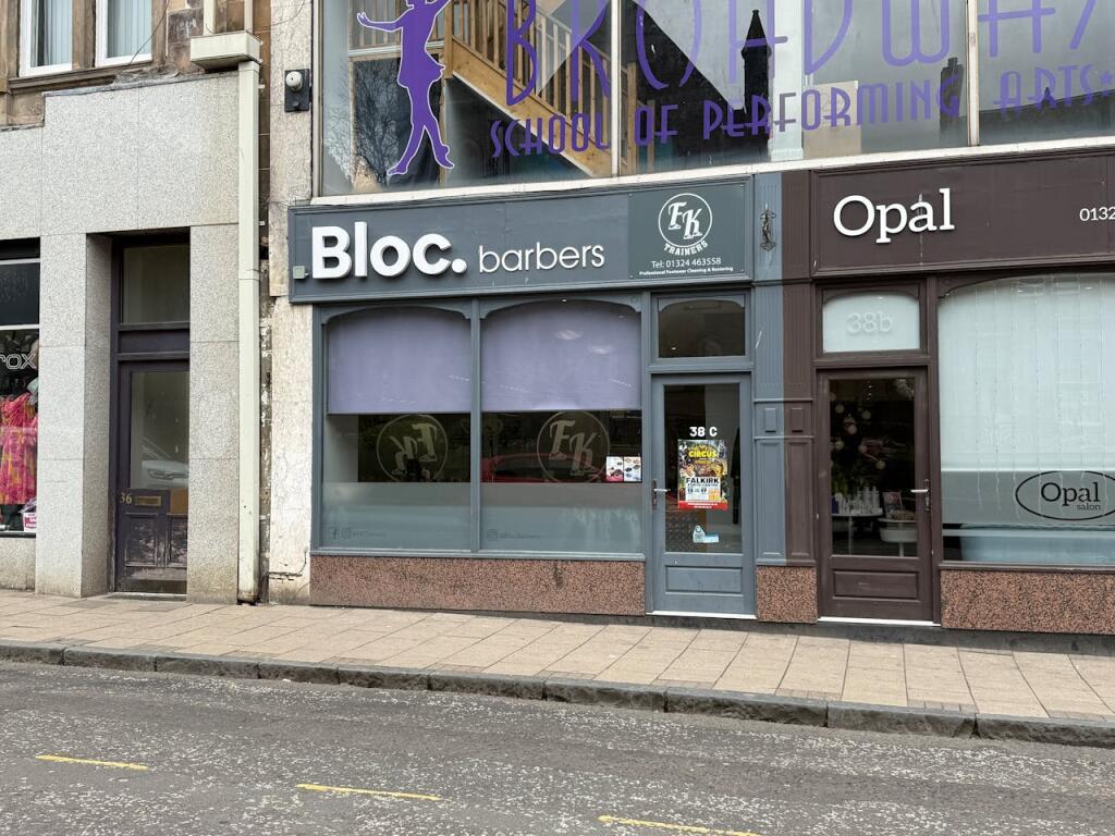 Main image of property: 38C Newmarket Street, Falkirk, FK1 1JQ