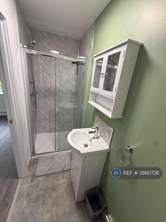 Additional image 4 of Foxlydiate Crescent, Redditch, B97