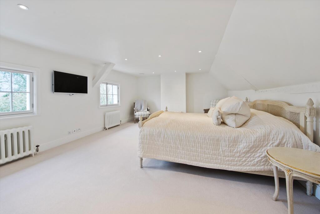 House in Guildford - View 5
