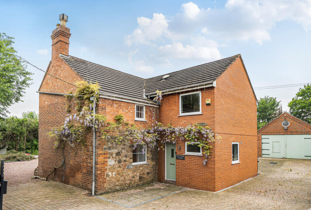Main image of property: Birdwood, Gloucester, Gloucestershire, GL19