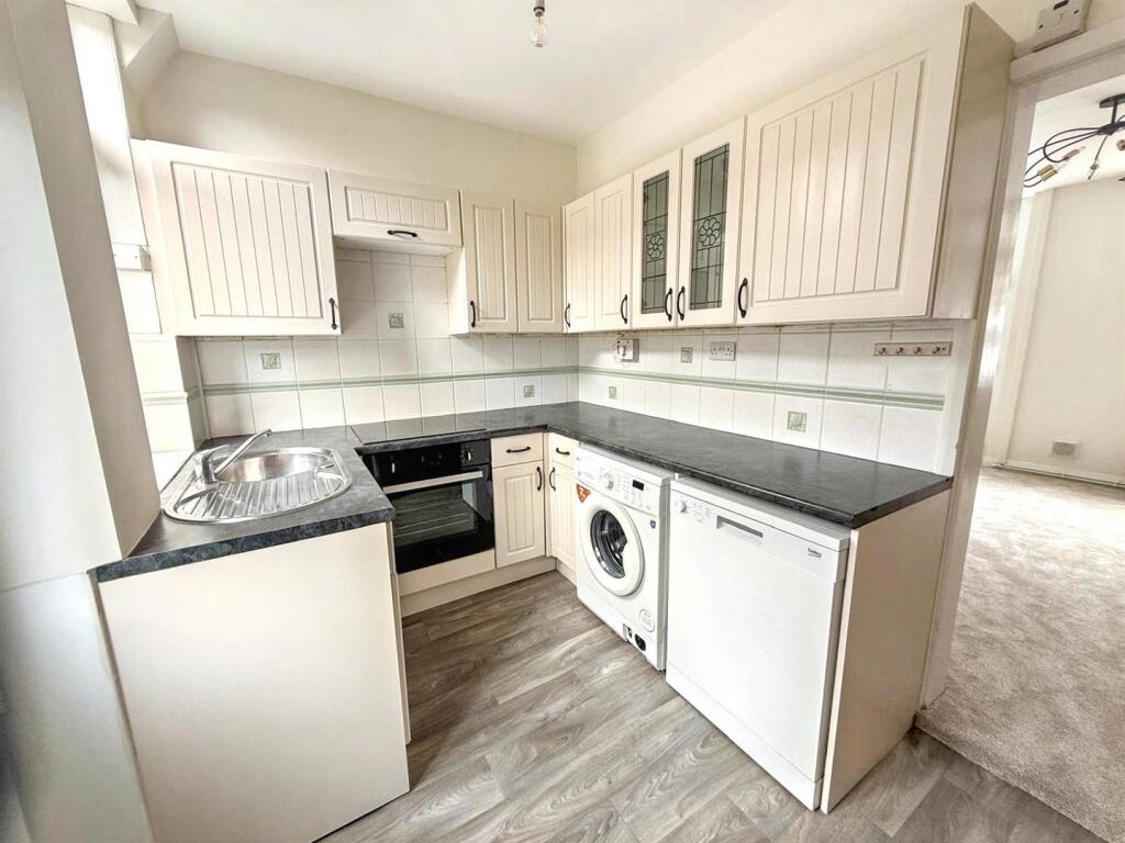 Gibb Street, Cowling - View 5