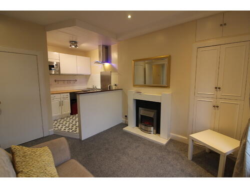 Main image of property: Pitt Street, Edinburgh, EH6