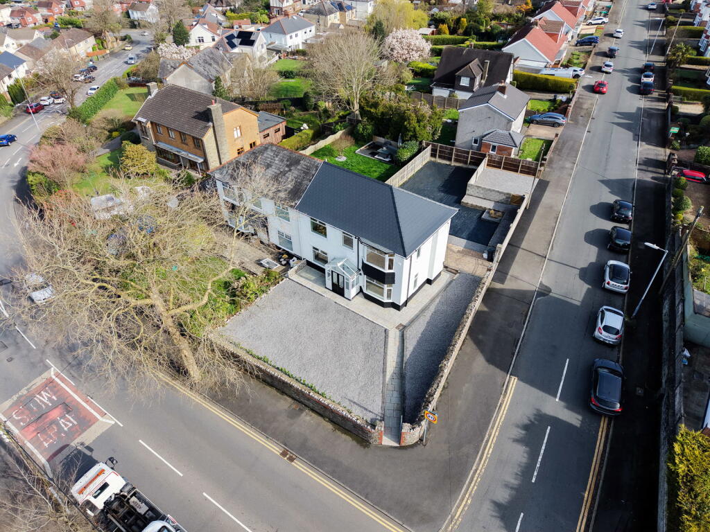 Main image of property: Cimla Road, Neath, SA11 3TR