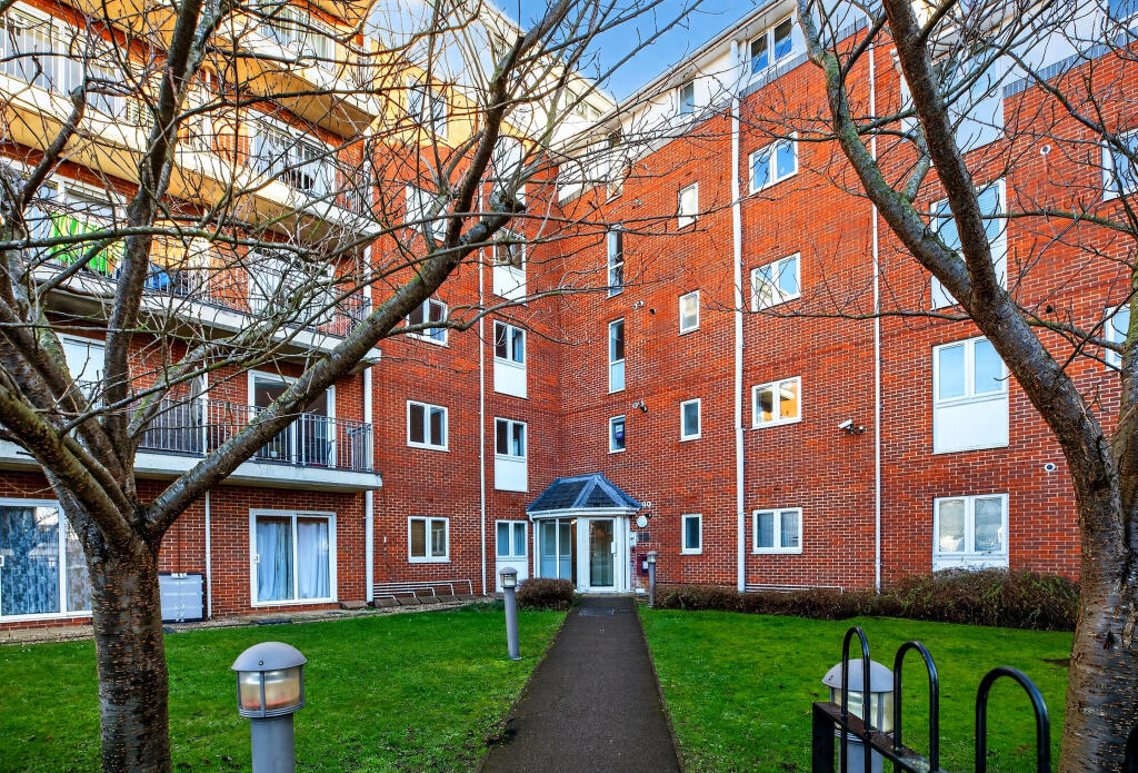 Main image of property: Blytheswood Place, London, SW16