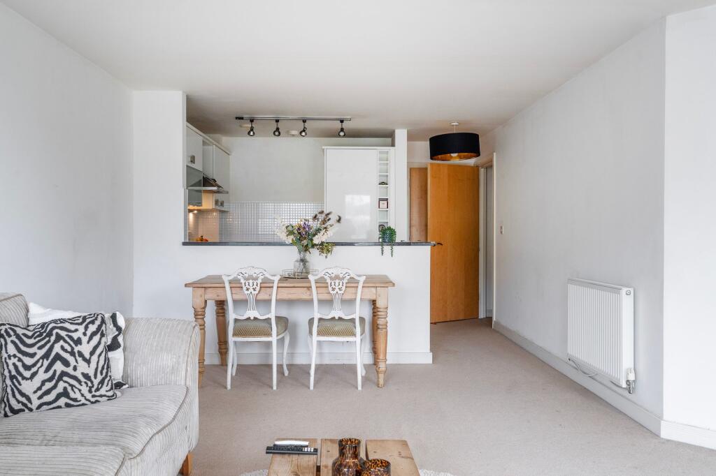 Apartment in Norwich - View 5