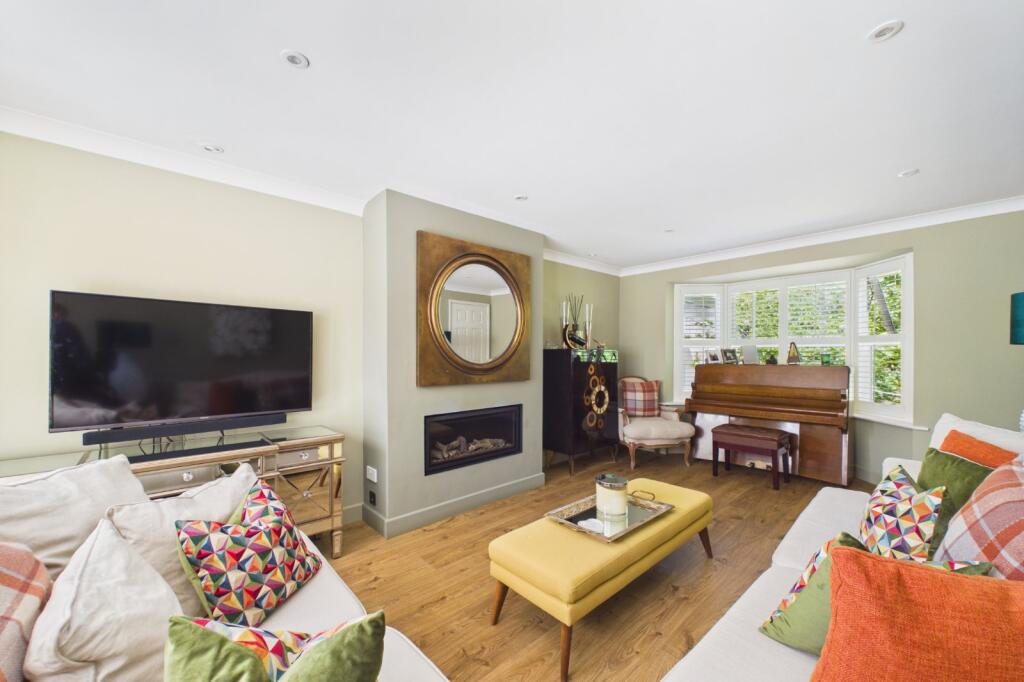 House in Reading, Warfield - View 5