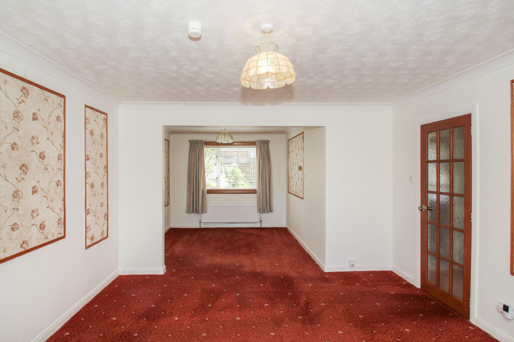 42 Birrell Drive, Dunfermline, Dunfermline, KY11 8DT photo 4