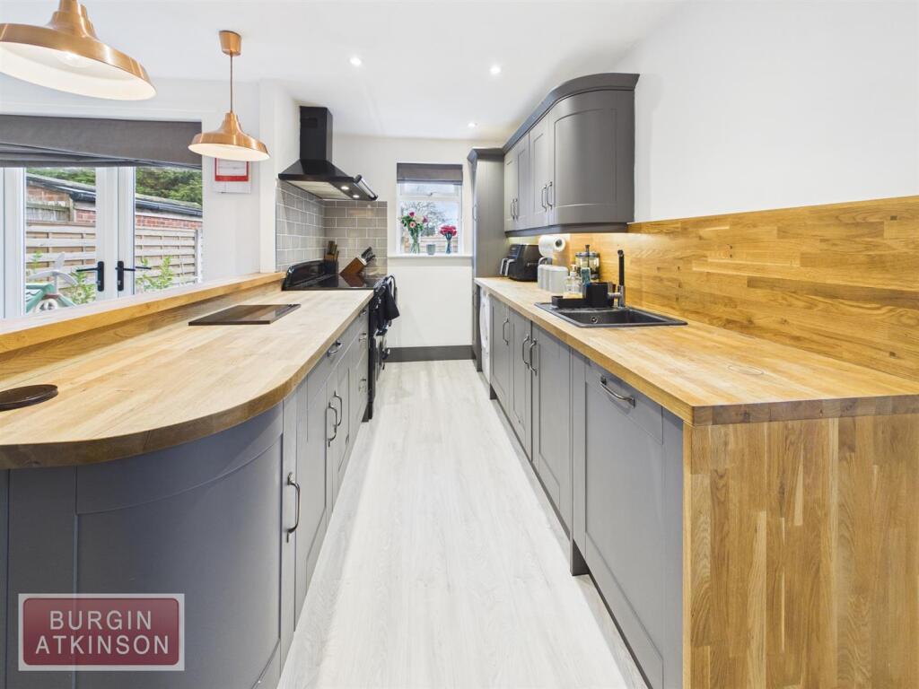Manor Farm Rise, North Leverton, Retford photo 2