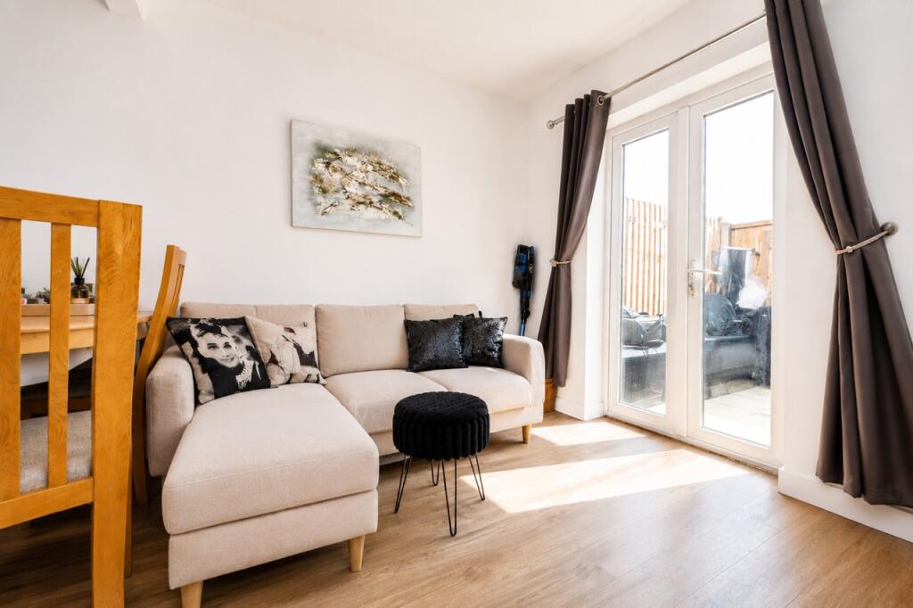 Apartment in St Albans, Cotlandswick, London Colney - More