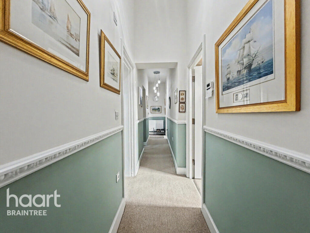 Apartment in Chelmsford - View 5